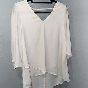 Women’s cream / off-white blouse